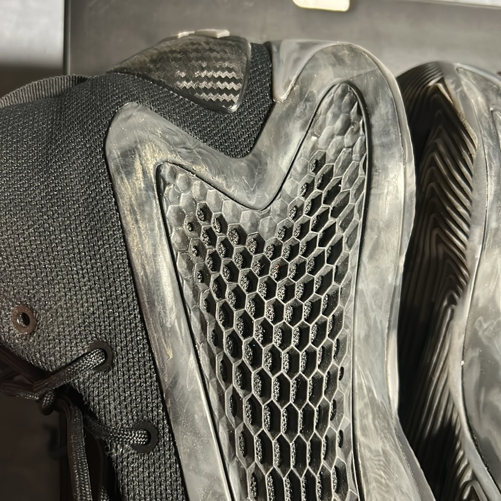 AE1 Anthony Edwards charcoal mid basketball shoes 8.5mens - Picture 6 of 12